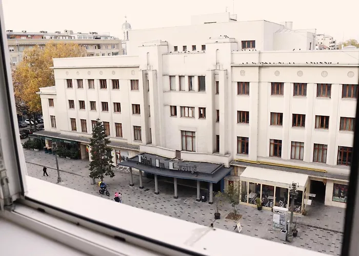 Mina Center Amzei *