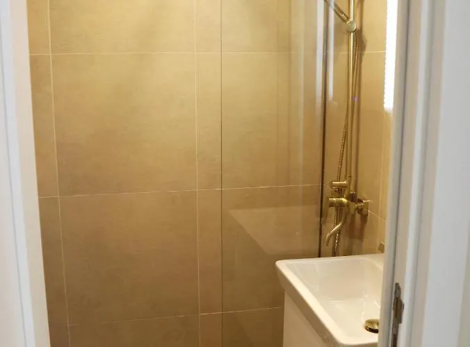 Mina Center Amzei Lägenhet Bukarest